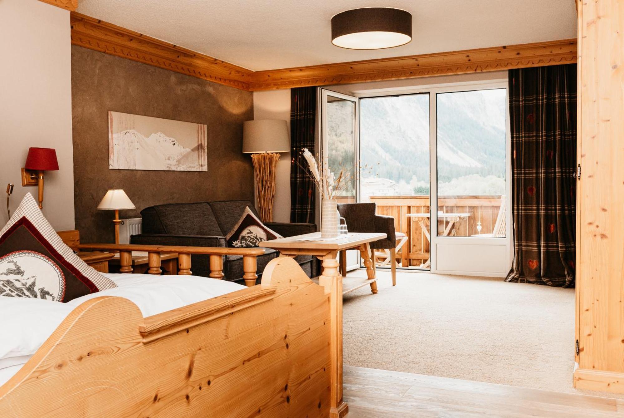 Hotel Hohenfels タンハイム エクステリア 写真