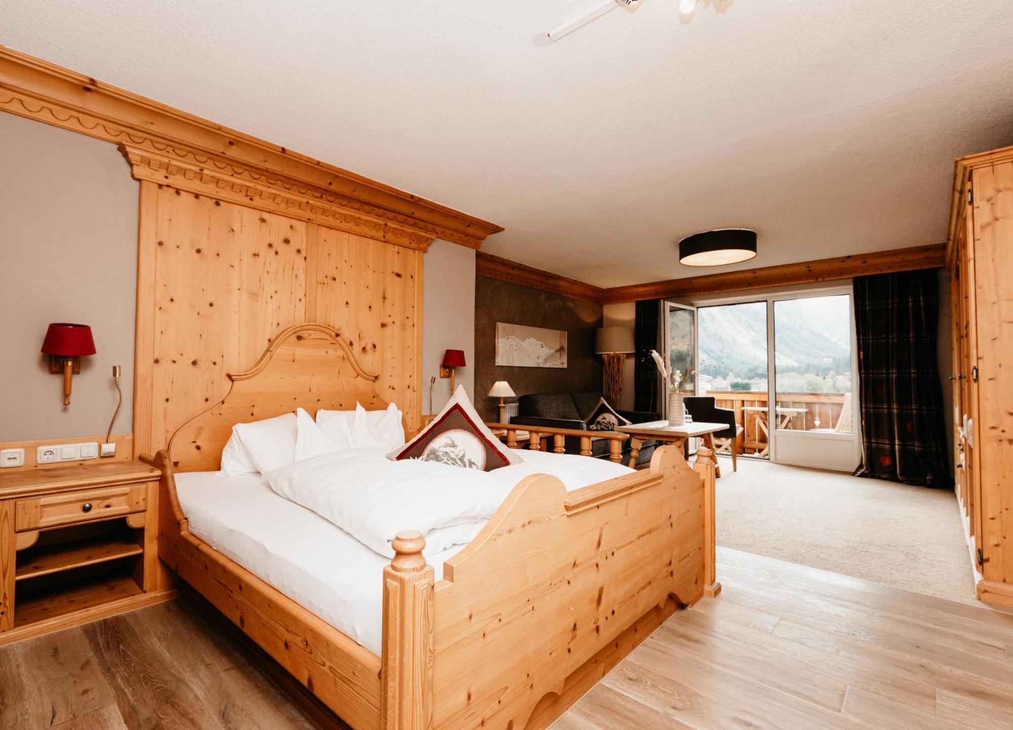 Hotel Hohenfels タンハイム エクステリア 写真