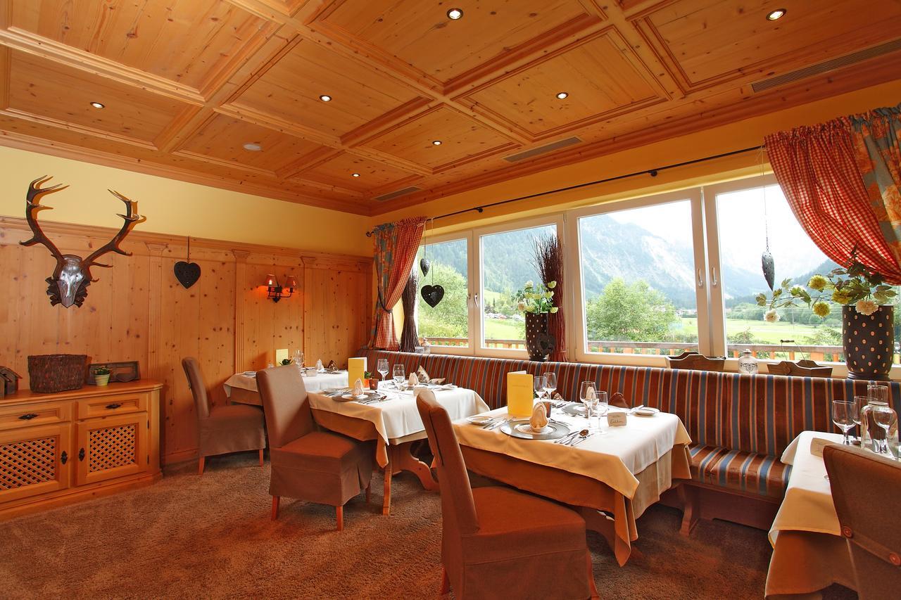Hotel Hohenfels タンハイム エクステリア 写真