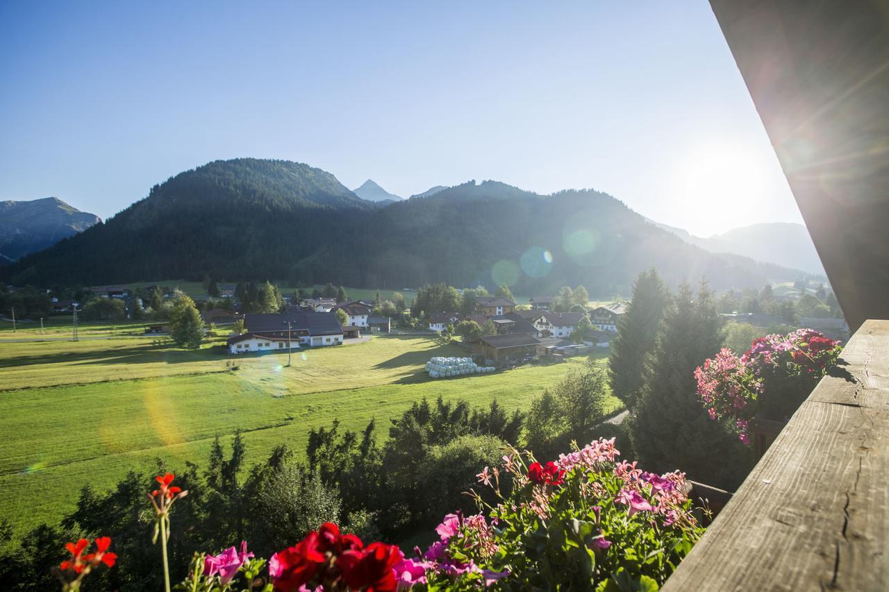 Hotel Hohenfels タンハイム エクステリア 写真
